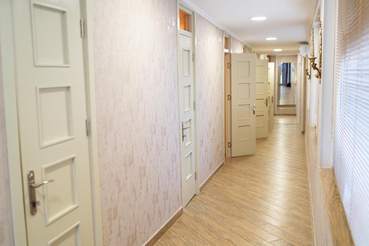 Hotel Bani Kutaisi Ngoại thất bức ảnh
